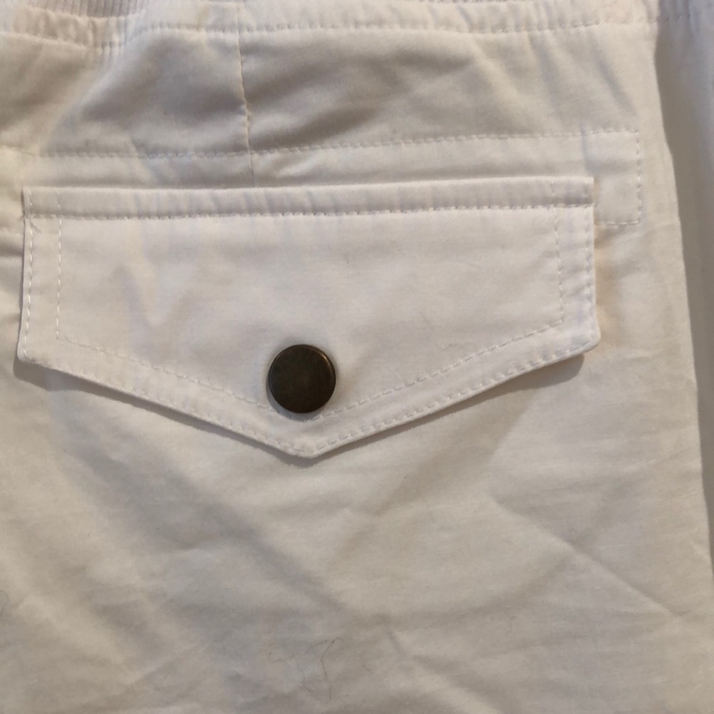 NWOT Chico’s Capri Pants - Picture 6 of 7